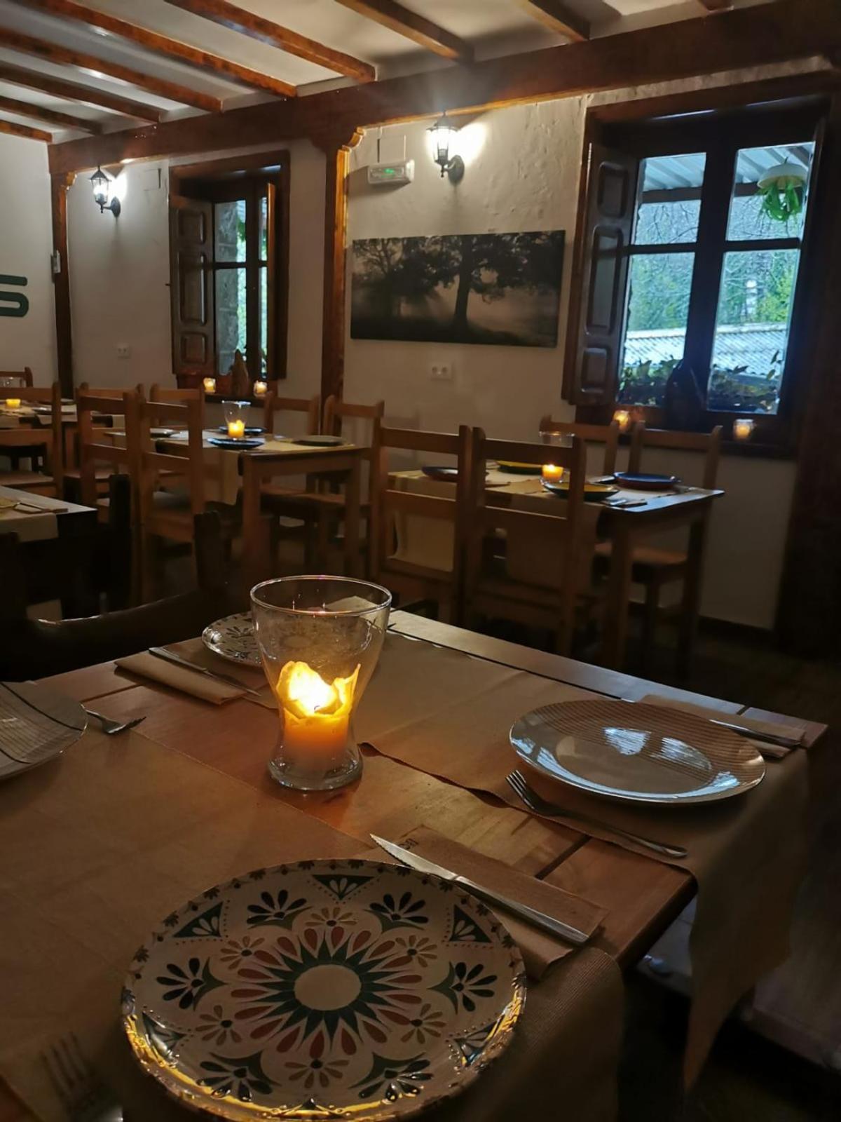 גיסאנדו Hostal Cielo De Gredos מראה חיצוני תמונה