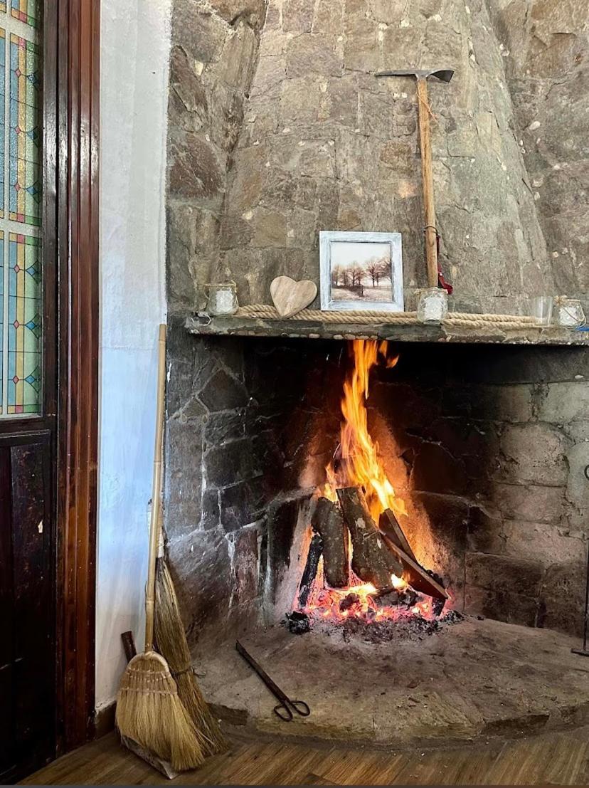 גיסאנדו Hostal Cielo De Gredos מראה חיצוני תמונה